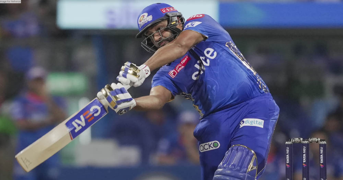 Lack of crucial batting partnerships hurting Mumbai Indians: Gavaskar
